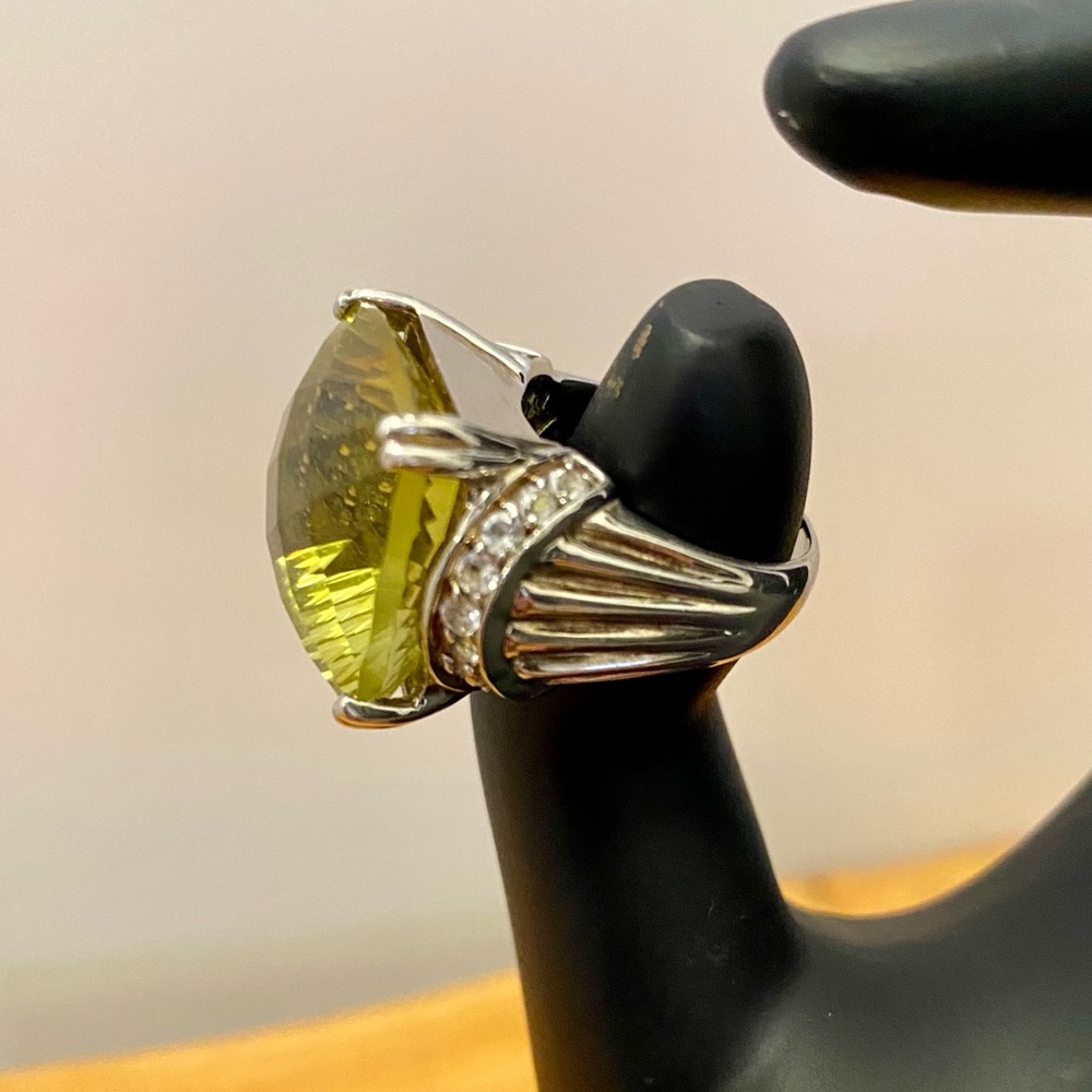 Natural Lemon Lime Quartz Gemstone Ring Sterling Silver STS signed